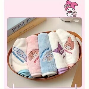 #6041  Hello Kitty & Friends - 5 Pack Plush Washcloths